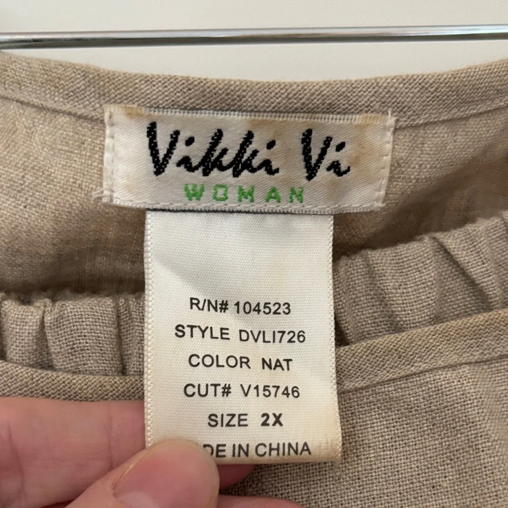 Vikki Vi Tan Sleeveless Top - Picture 2 of 2